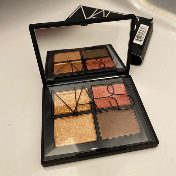 NWT NARS cosmetics quad eyeshadow palette bayèdere - Picture 4 of 6